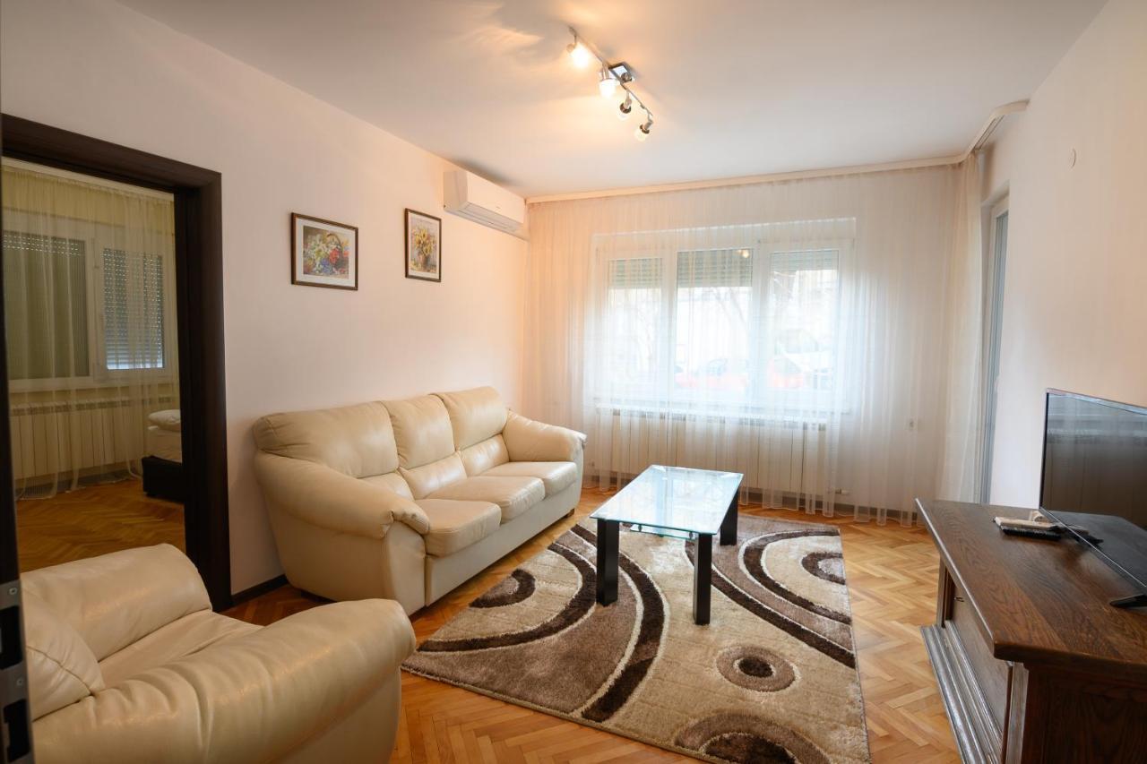 Апартамент За Гости Римски Терми Kyustendil Exterior photo